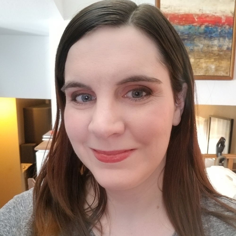 Meet your Posher, Lydia